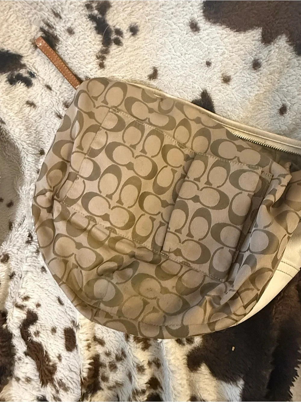 Coach Women’s Cream White Leather Soho Hobo Bag with camel strap Y2K